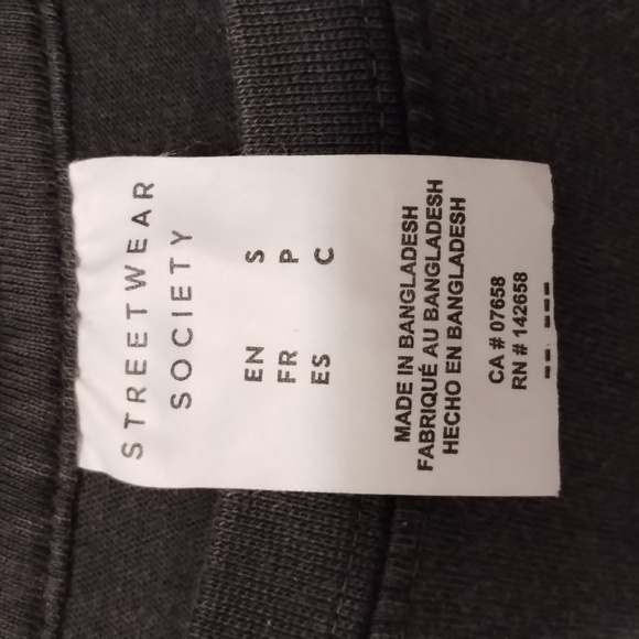 S 100% Cotton Motorcycle Graphic T-shirt from Streetwear Society - Picture 3 of 5